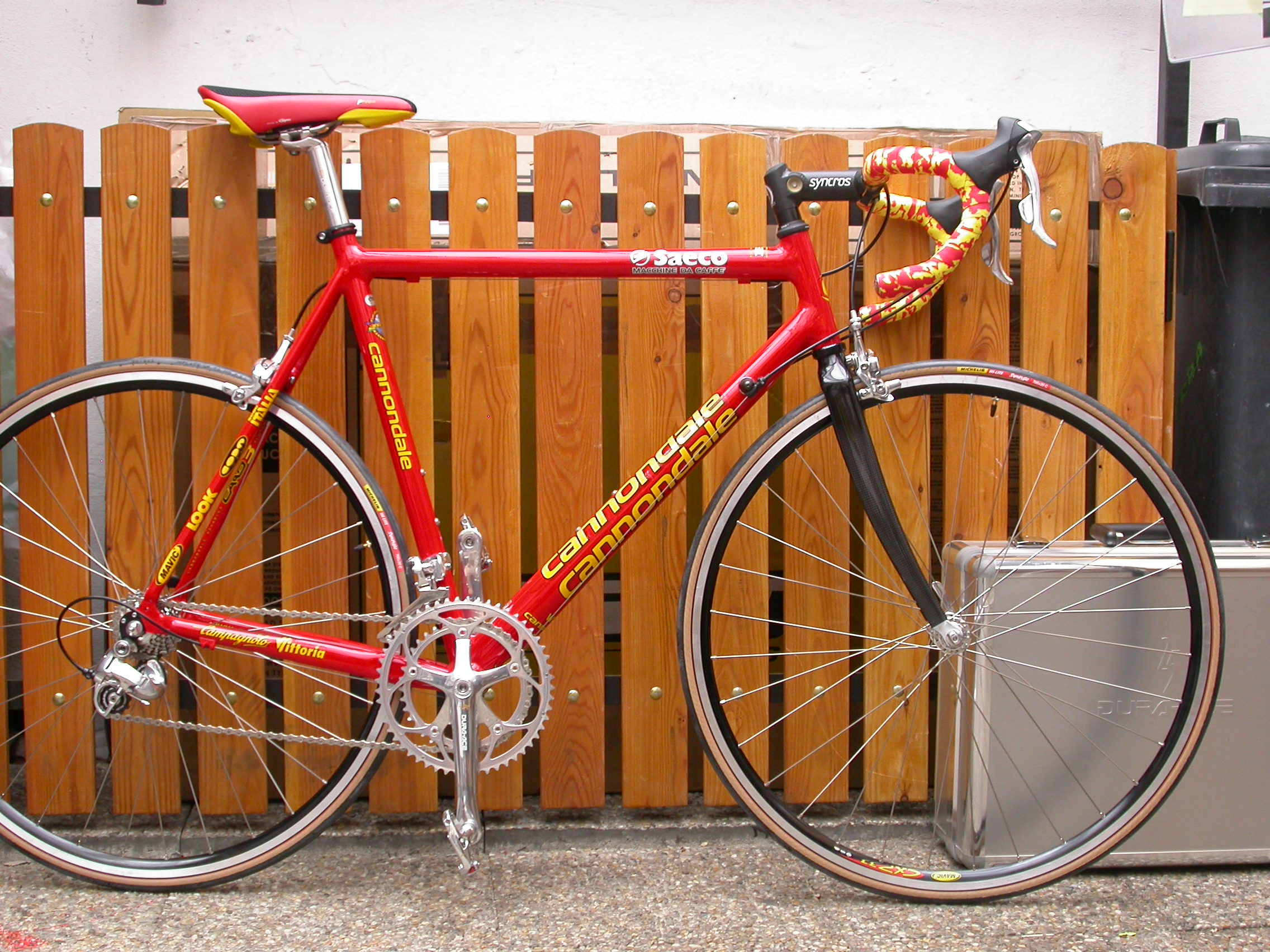 Zakázková stavba retro silničky Cannondale CAAD 3 dle originálu z roku 1998