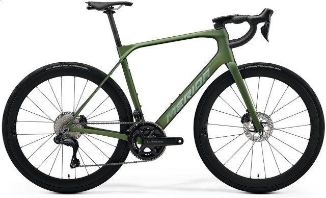 MERIDA SCULTURA ENDURANCE 8000